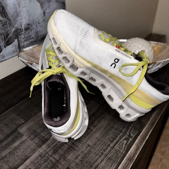 On Cloudmonster 2 running shoes in Undyed/Zest WSZ9,5 - Picture 3 of 15